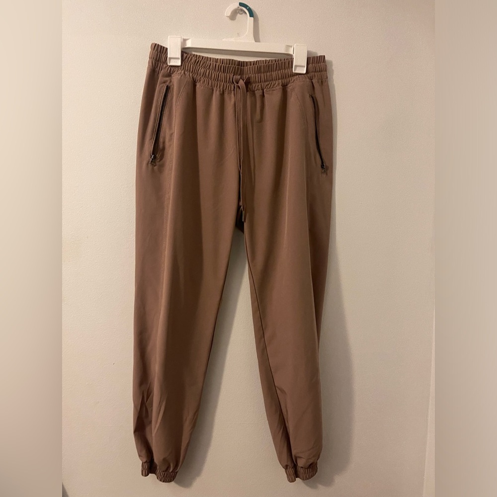 Breathable joggers